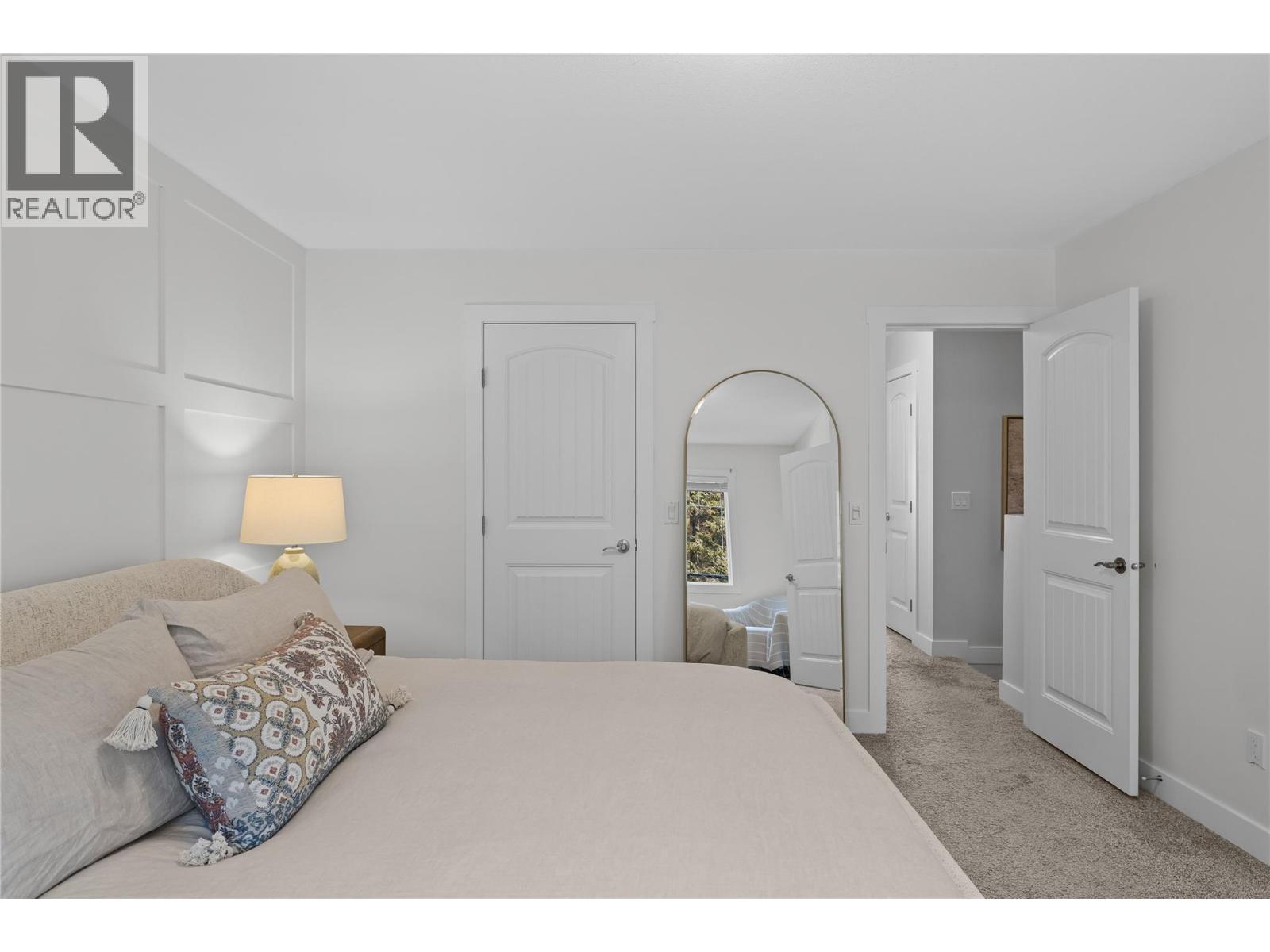 10 3275 Broadview Road, West Kelowna
