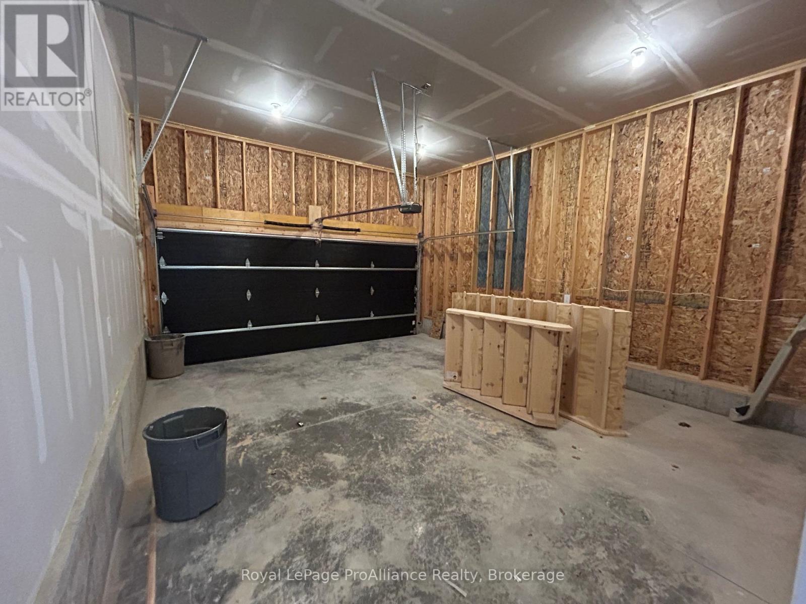 97 Athabaska Drive, Belleville, ON photo 12