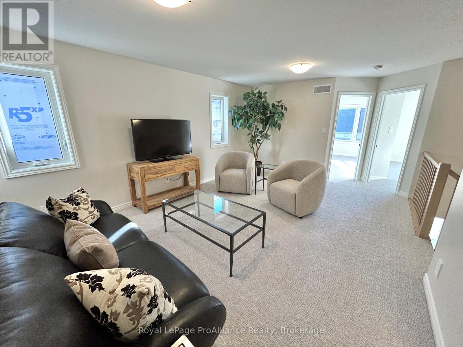 97 Athabaska Drive, Belleville, ON photo 23