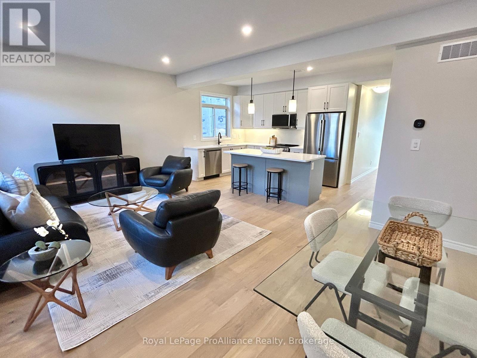 97 Athabaska Drive, Belleville, ON photo 8
