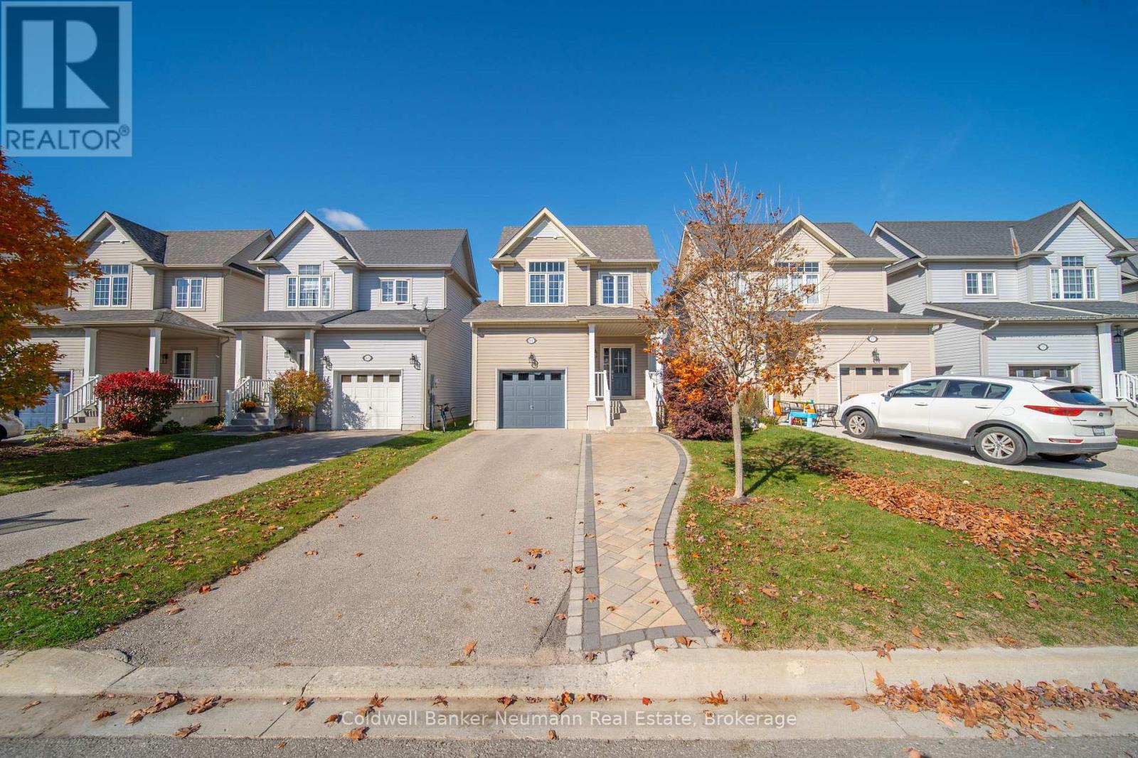 81 Goodall Court, photo 1 of 43