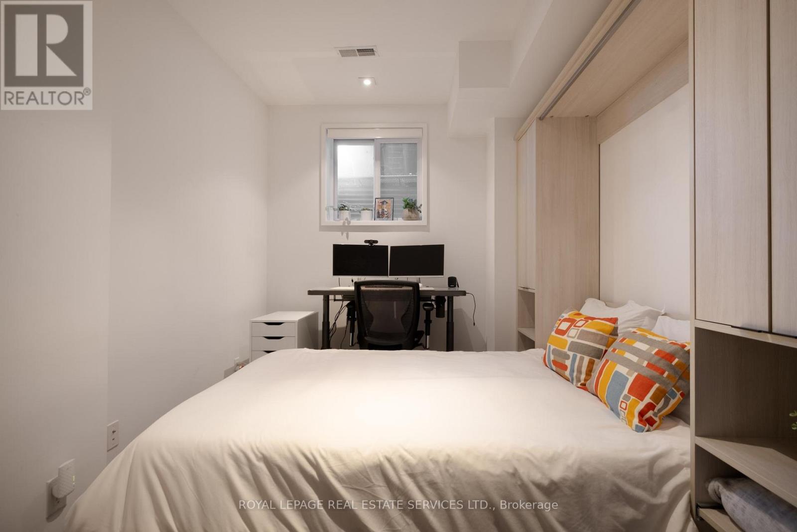 243 Claremont Street, Toronto, ON photo 26