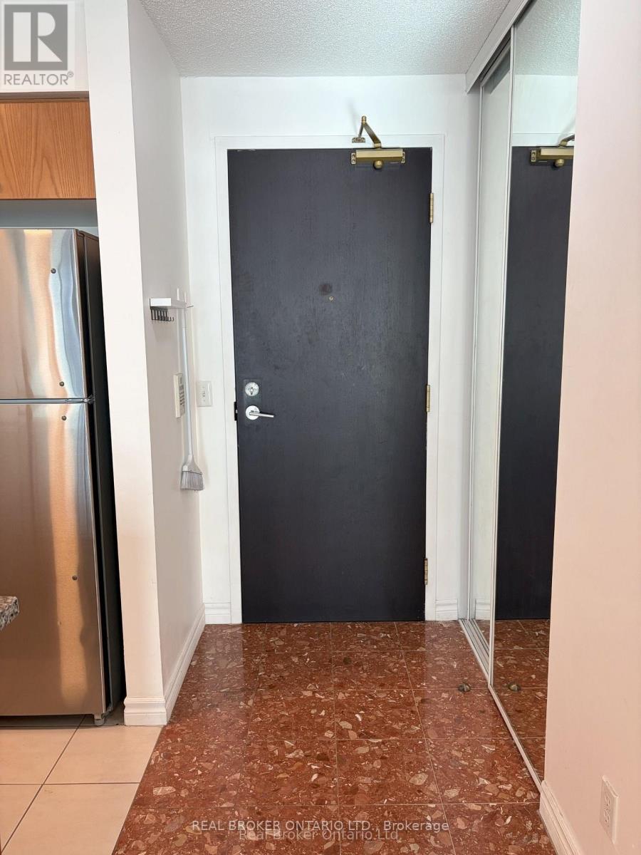 605- 51 Lower Simcoe Street, Toronto, ON photo 8