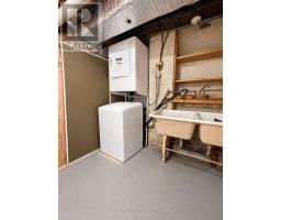 Lower - 211 Melita Avenue, Toronto, ON M6G2A1 Photo 7