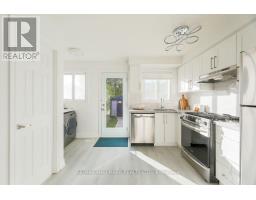 77a Badgerow Avenue, Toronto, ON M4M1V5 Photo 11