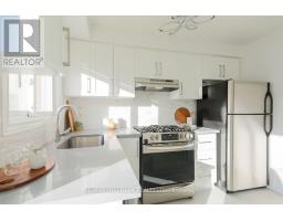 77a Badgerow Avenue, Toronto, ON M4M1V5 Photo 13