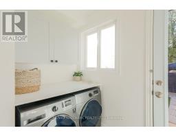 77a Badgerow Avenue, Toronto, ON M4M1V5 Photo 16