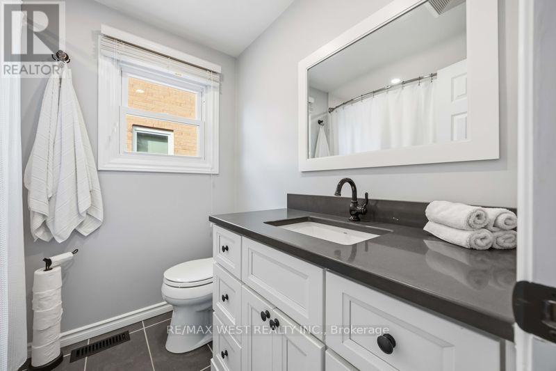 67 Woodstone Place, Whitby, ON photo 35