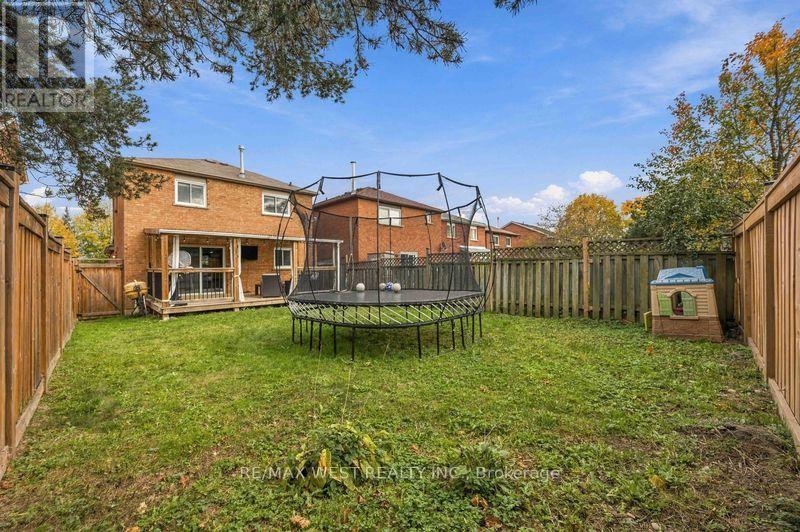 67 Woodstone Place, Whitby, ON photo 41