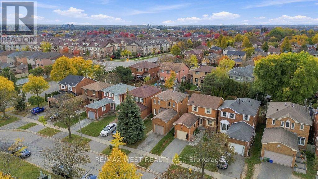 67 Woodstone Place, Whitby, ON photo 42