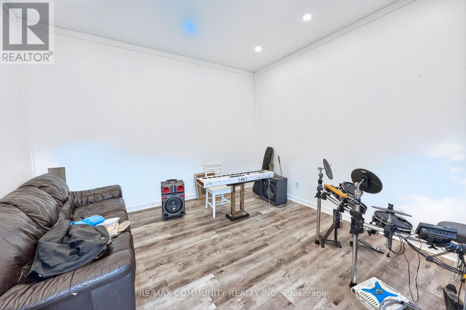 31 Withay Drive, Ajax, ON photo 37