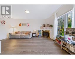 44 Trish Drive, Richmond Hill, ON L4E5C4 Photo 13