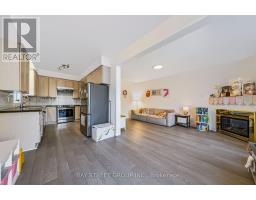 44 Trish Drive, Richmond Hill, ON L4E5C4 Photo 16