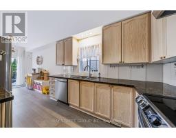 44 Trish Drive, Richmond Hill, ON L4E5C4 Photo 17