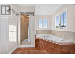 44 Trish Drive, Richmond Hill, ON L4E5C4 Photo 24