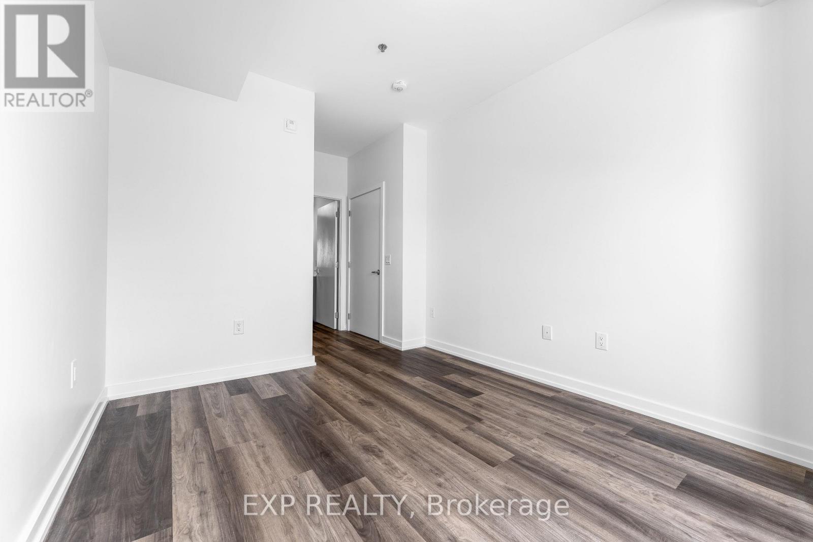 406-430 Essa Road, Barrie photo 13