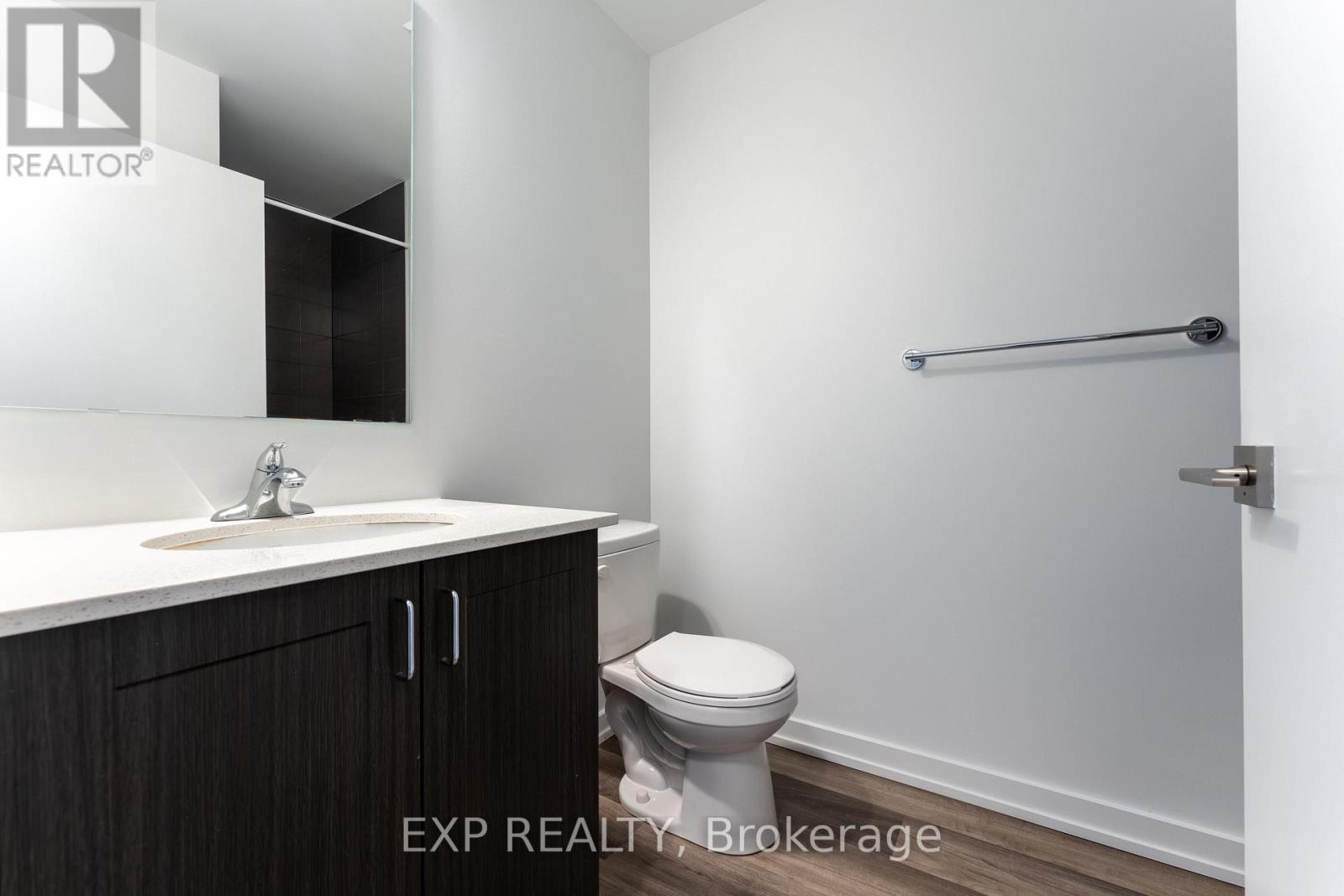 406-430 Essa Road, Barrie photo 17