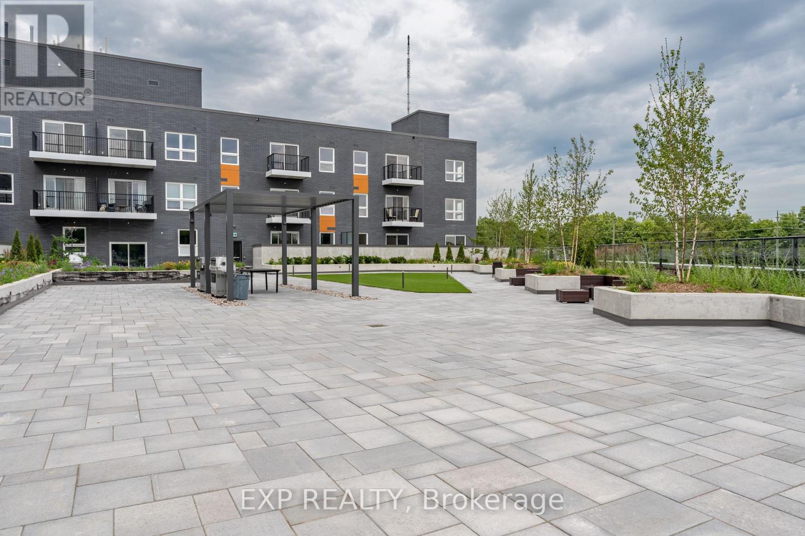406-430 Essa Road, Barrie photo 22
