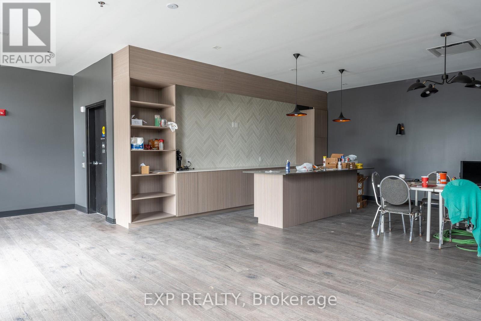 406-430 Essa Road, Barrie photo 24