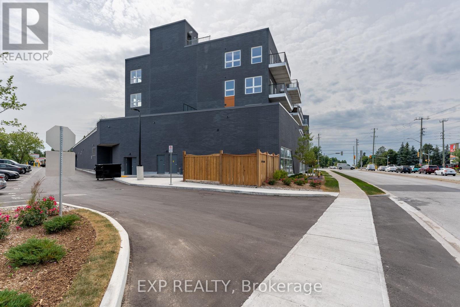 406-430 Essa Road, Barrie photo 25