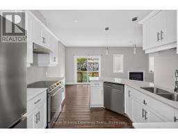 Laundry room - 30 Bellehumeur Road, Tiny, ON L9M0J1 Photo 9