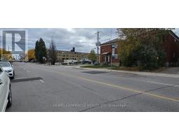1747 Keele Street, Toronto, ON M6M3W9 Photo 29