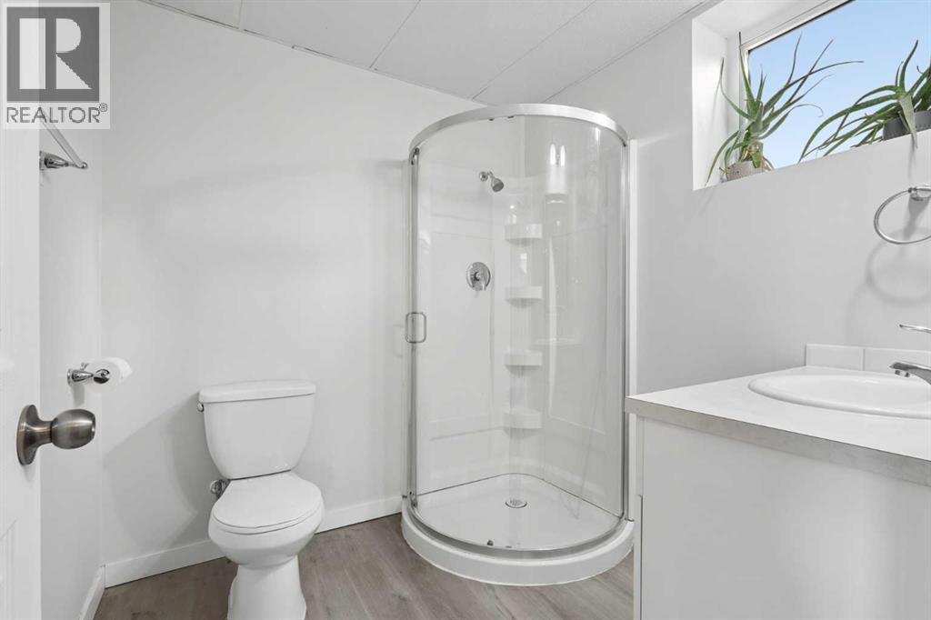 209 2 Street N, Picture Butte — photo 24