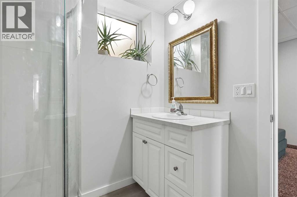 209 2 Street N, Picture Butte — photo 25