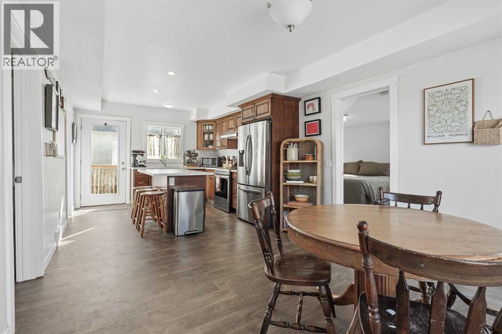 209 2 Street N, Picture Butte — photo 5