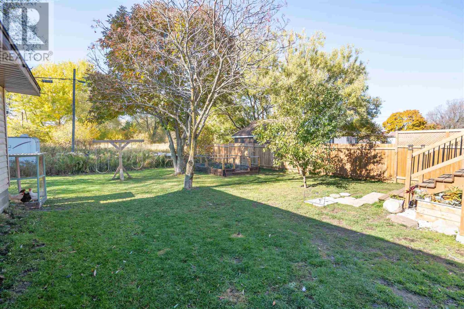 317 Goulais AVE - 25