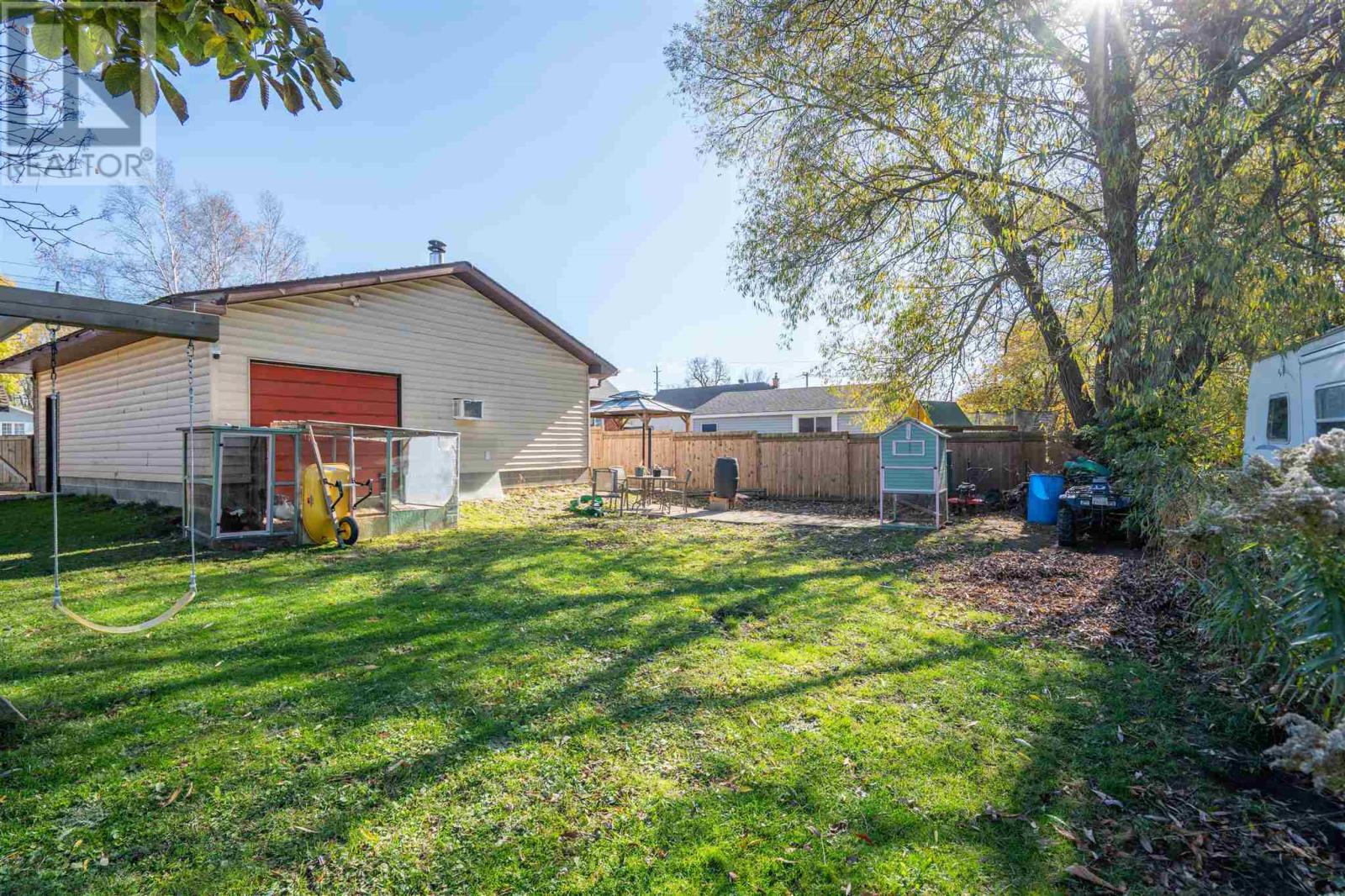 317 Goulais AVE - 27
