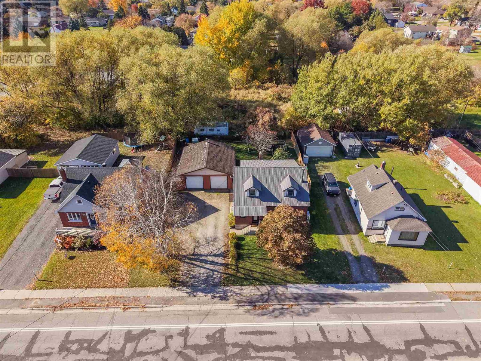 317 Goulais AVE - 30
