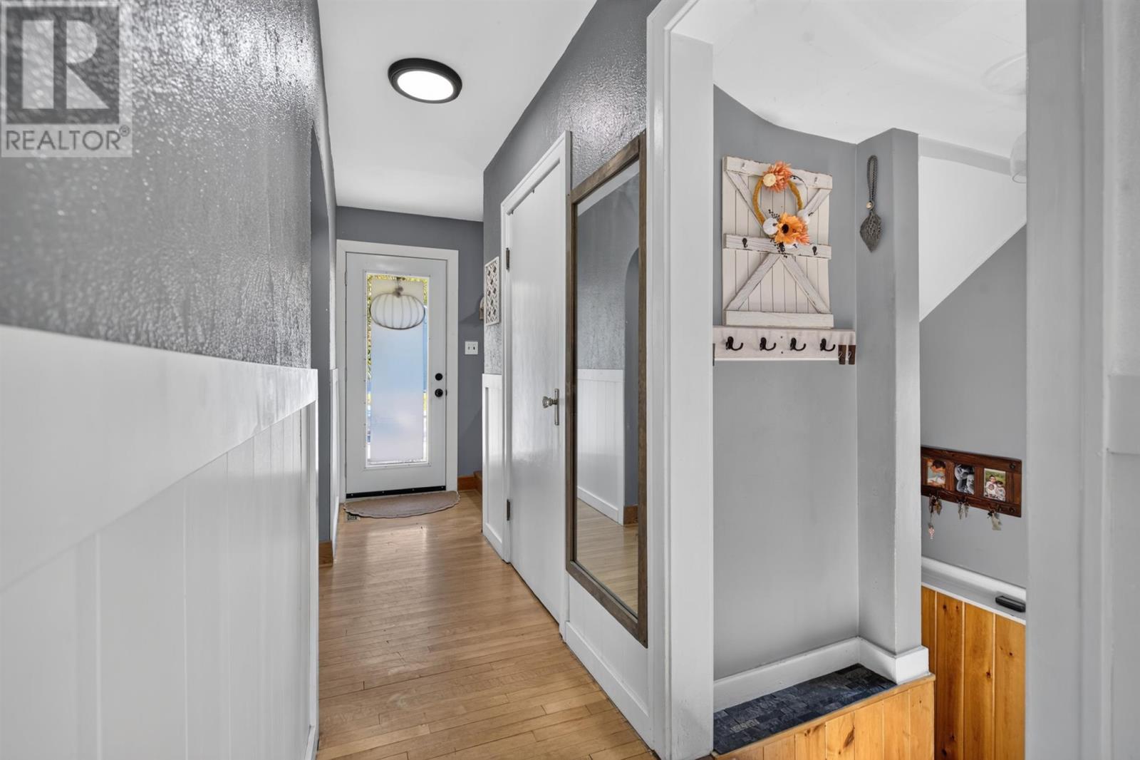317 Goulais AVE - 9