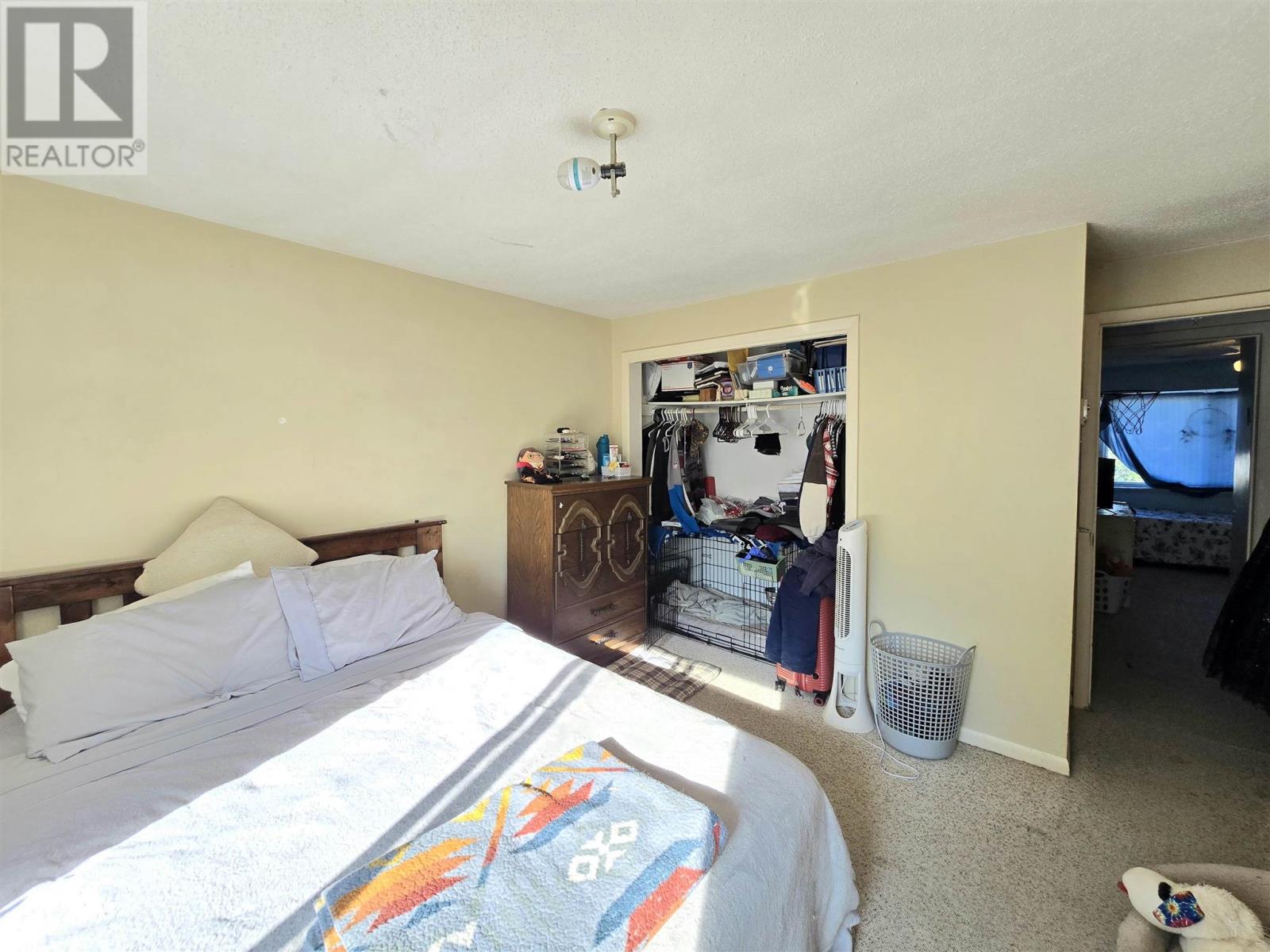 27 Ferguson AVE - 24