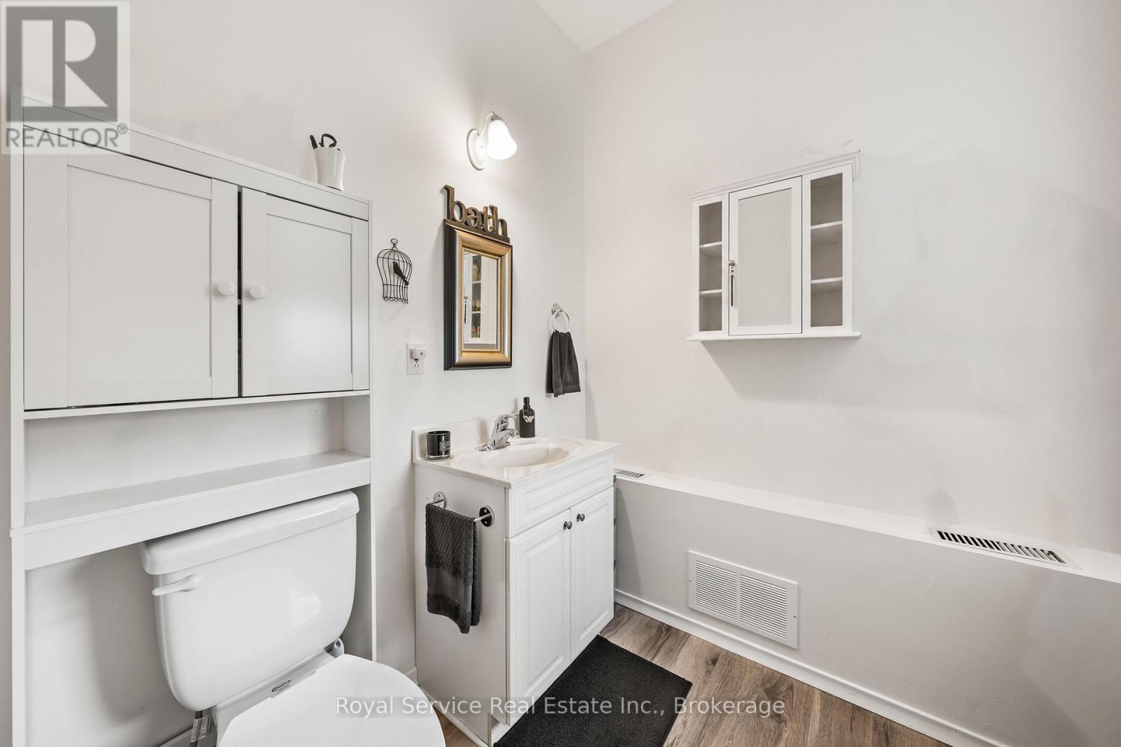 3246 County Road 2 Road, Otonabee-South Monaghan, ON photo 14