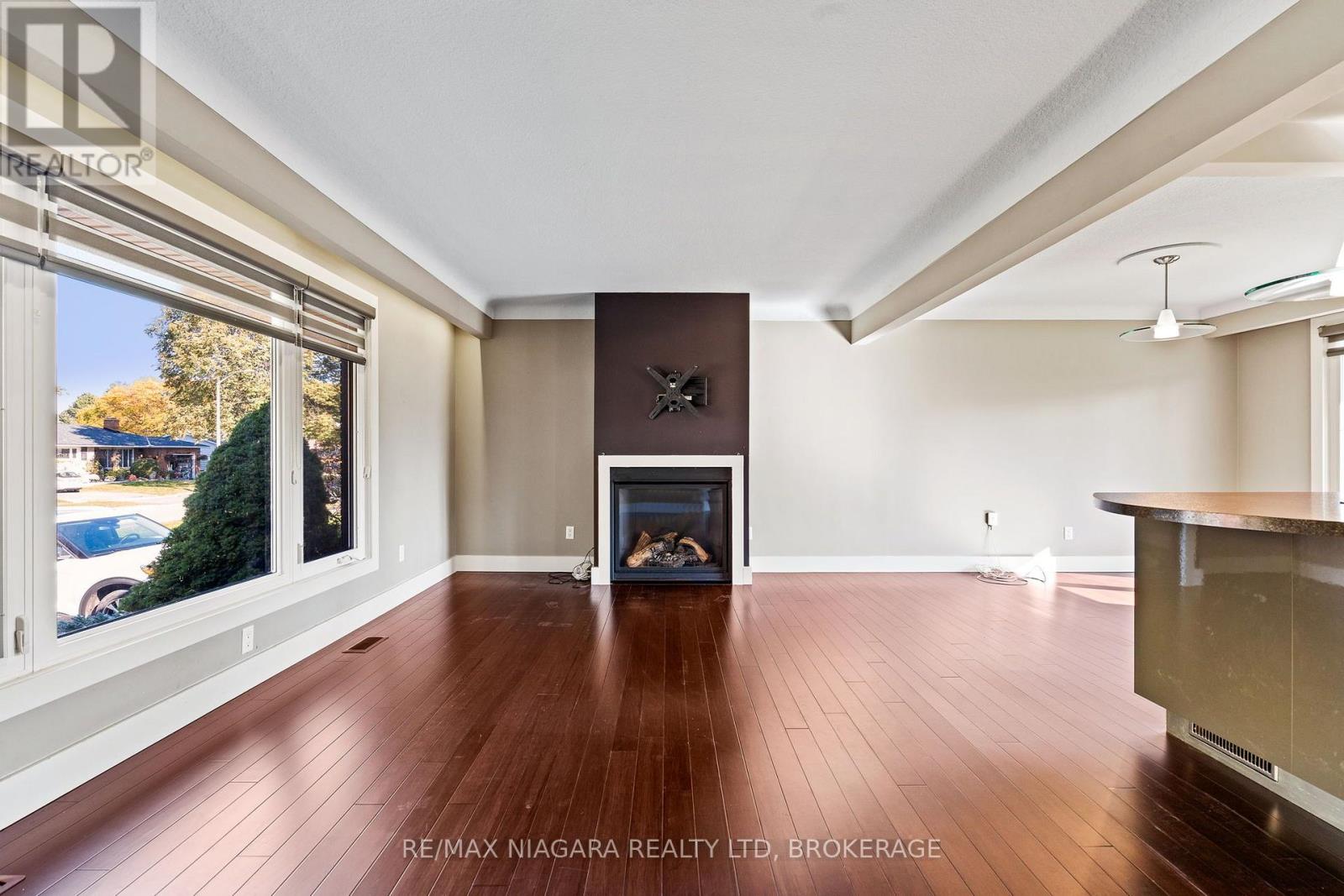 6524 GLENGATE STREET - 13