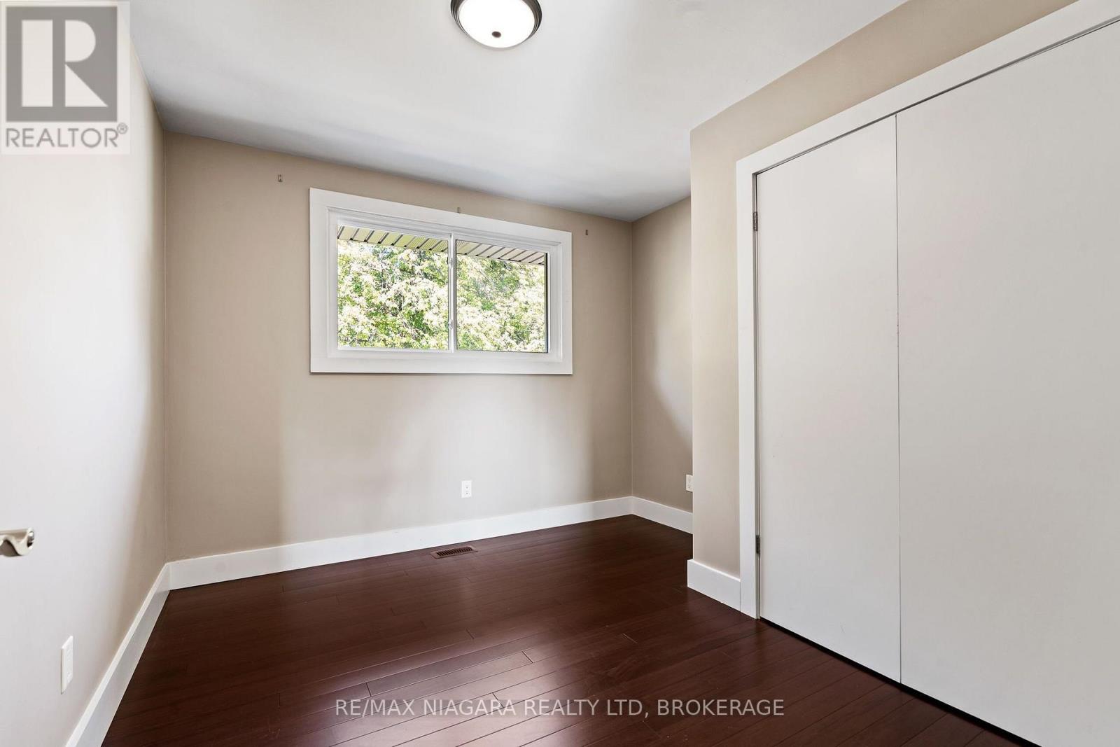 6524 GLENGATE STREET - 27