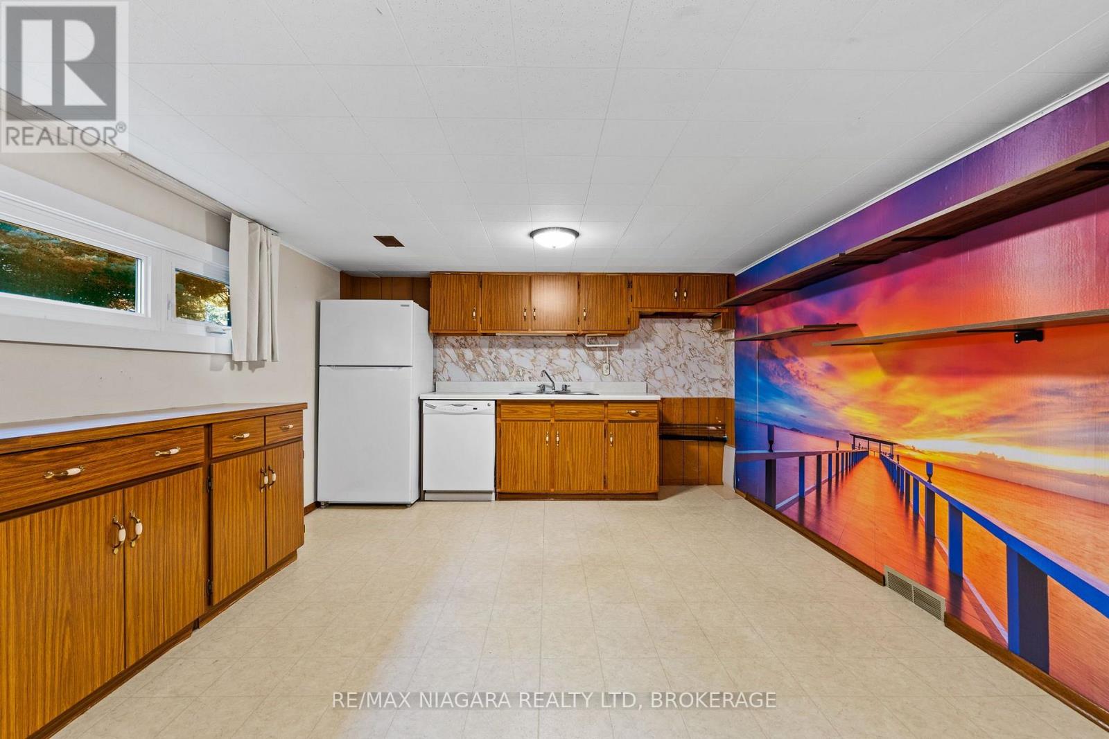 6524 GLENGATE STREET - 31