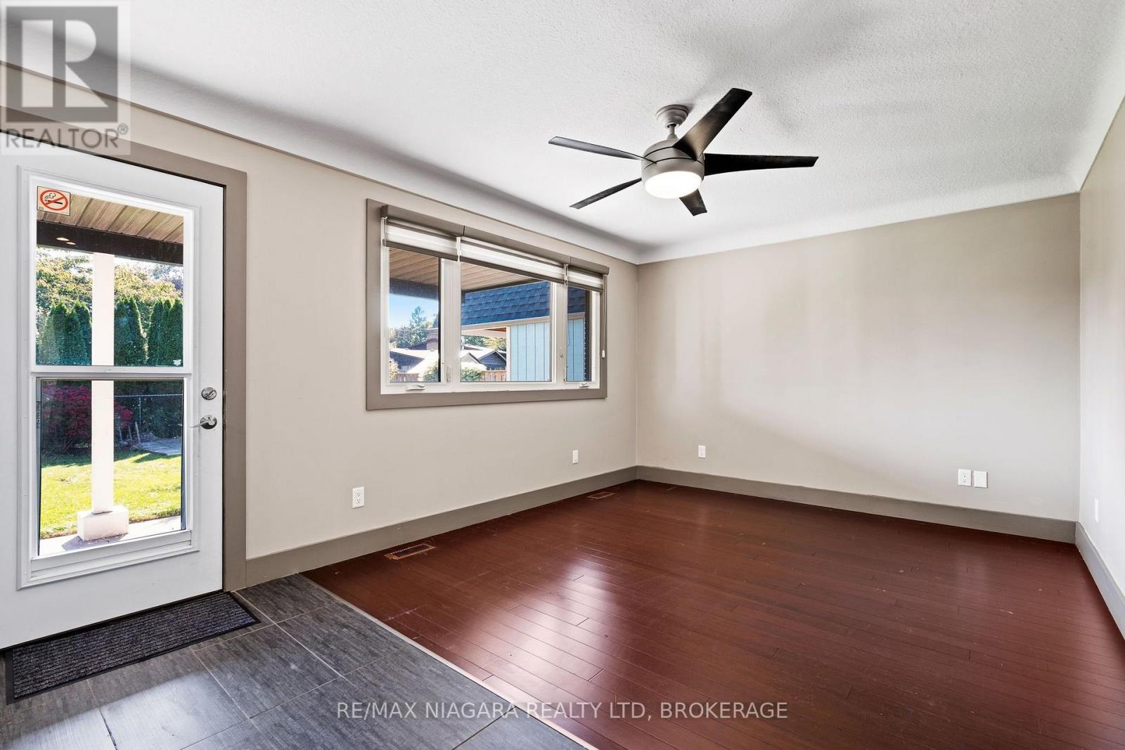 6524 GLENGATE STREET - 7