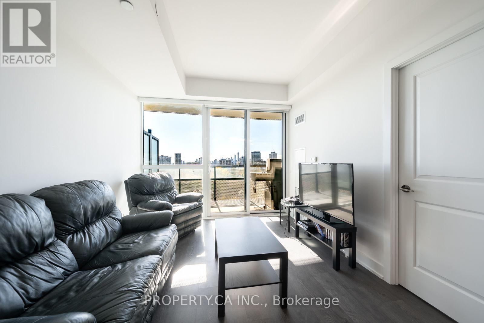 1103- 11 Lillian Street, Toronto, ON photo 11