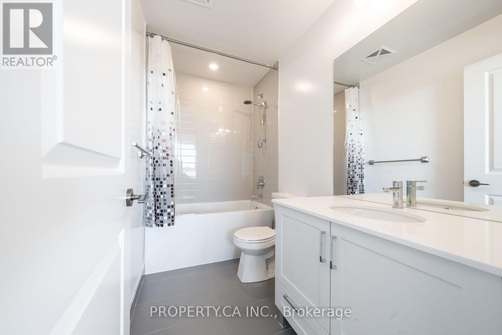 1103- 11 Lillian Street, Toronto, ON photo 17