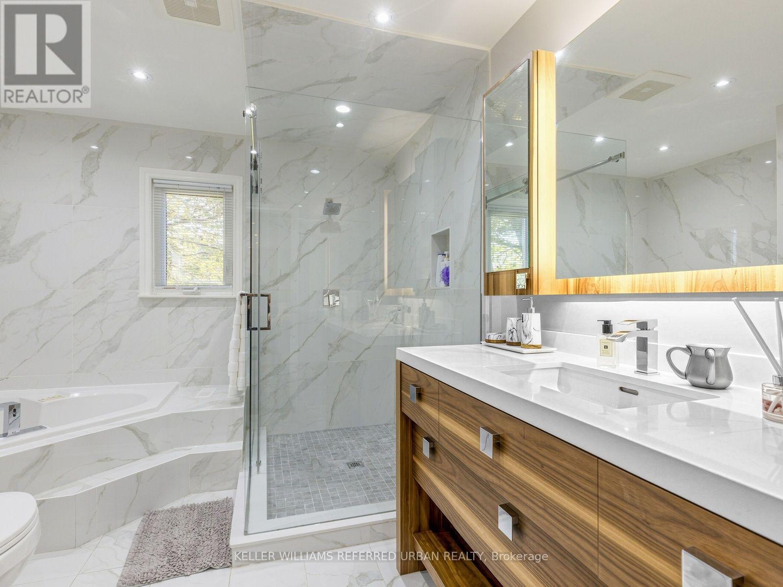 49 Invermay Avenue, Toronto, ON photo 24