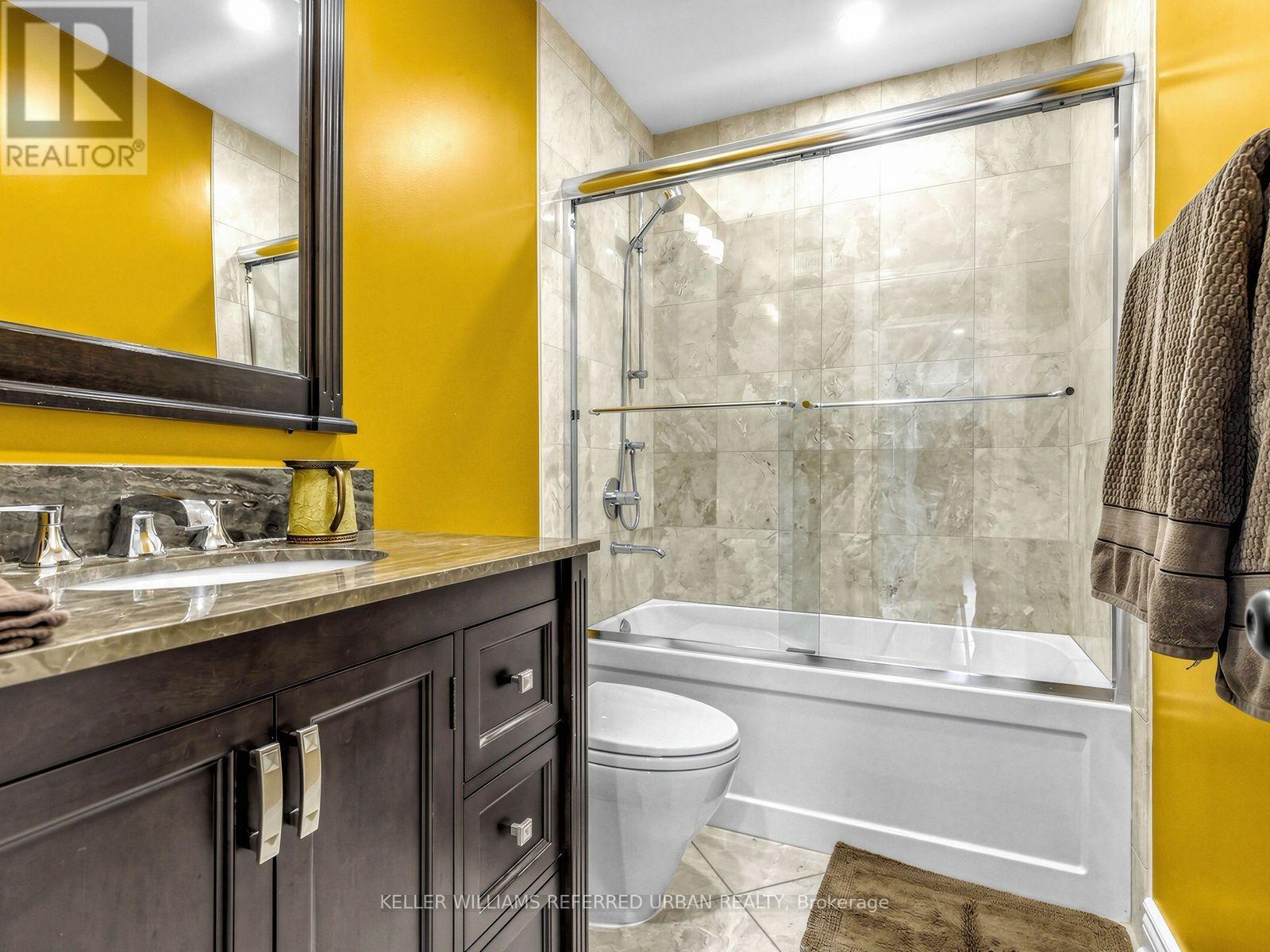 49 Invermay Avenue, Toronto, ON photo 30