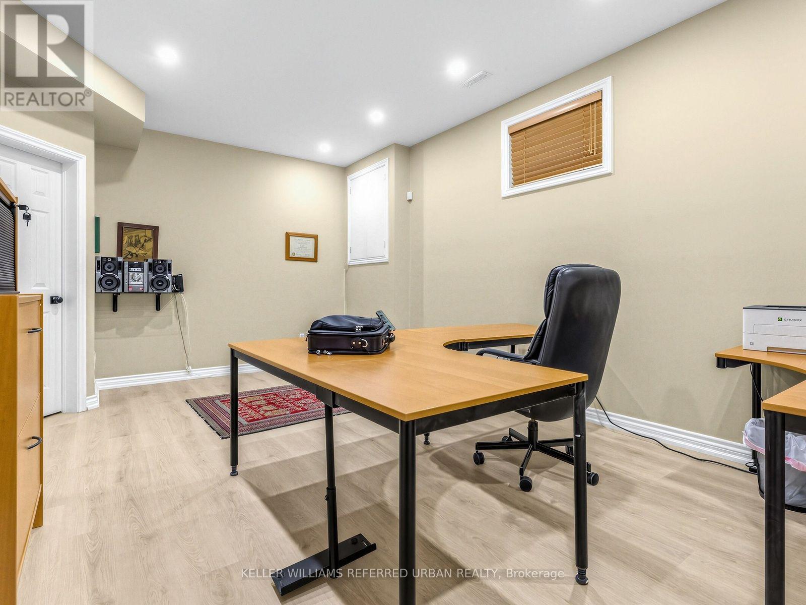 49 Invermay Avenue, Toronto, ON photo 32