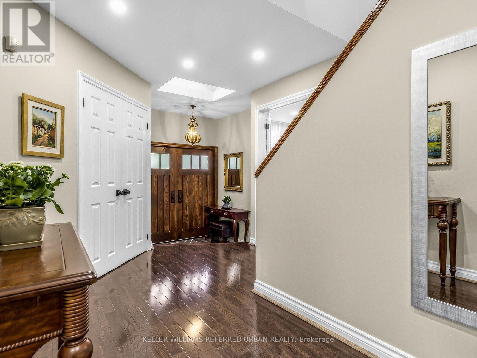 49 Invermay Avenue, Toronto, ON photo 4