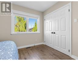 49 Invermay Avenue, Toronto, ON M3H1Z1 Photo 28