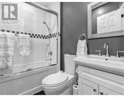 49 Invermay Avenue, Toronto, ON M3H1Z1 Photo 33
