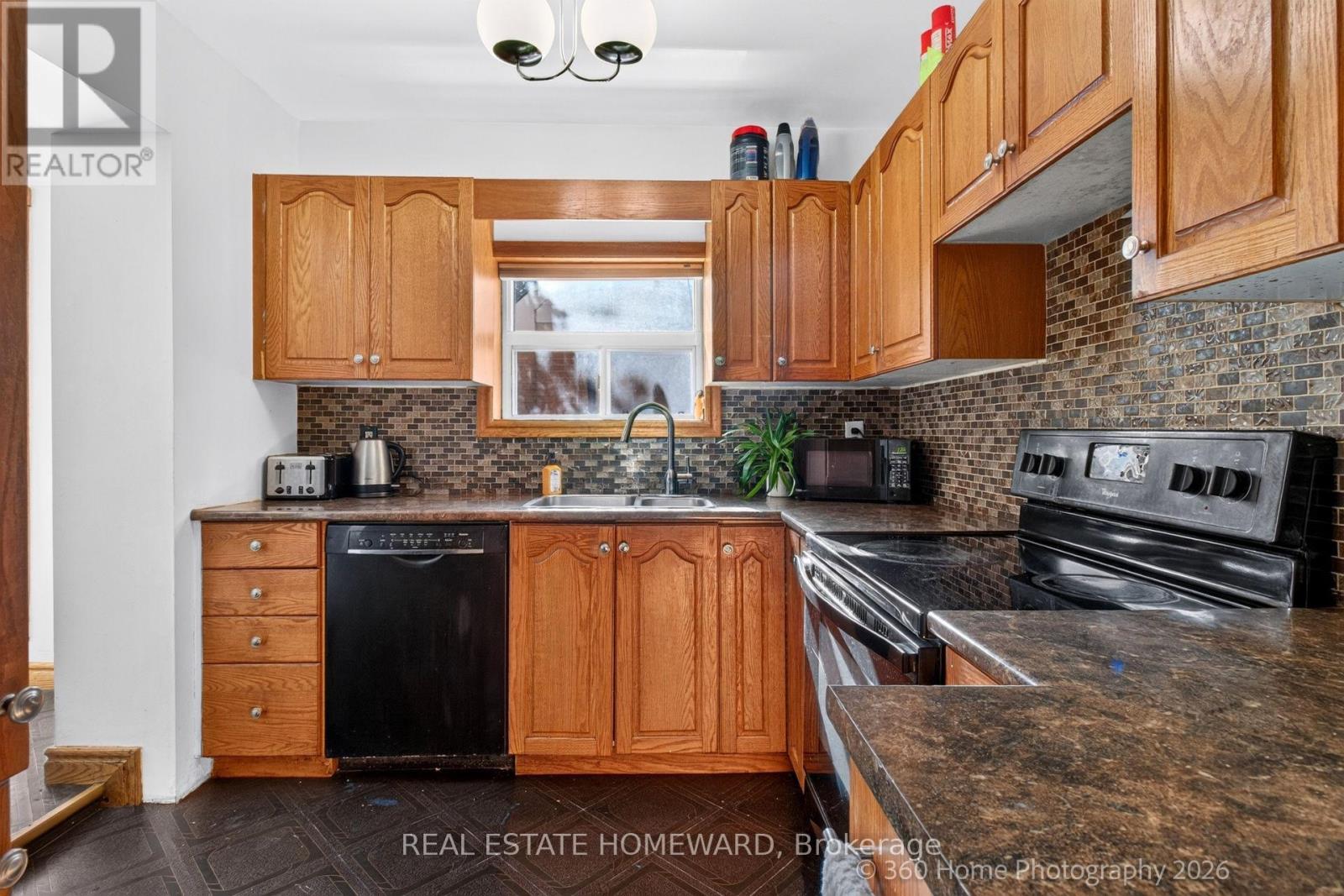 65 Natal Avenue, Toronto, ON photo 11