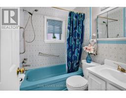 Bedroom 5 - 65 Natal Avenue, Toronto, ON M1N3V5 Photo 6