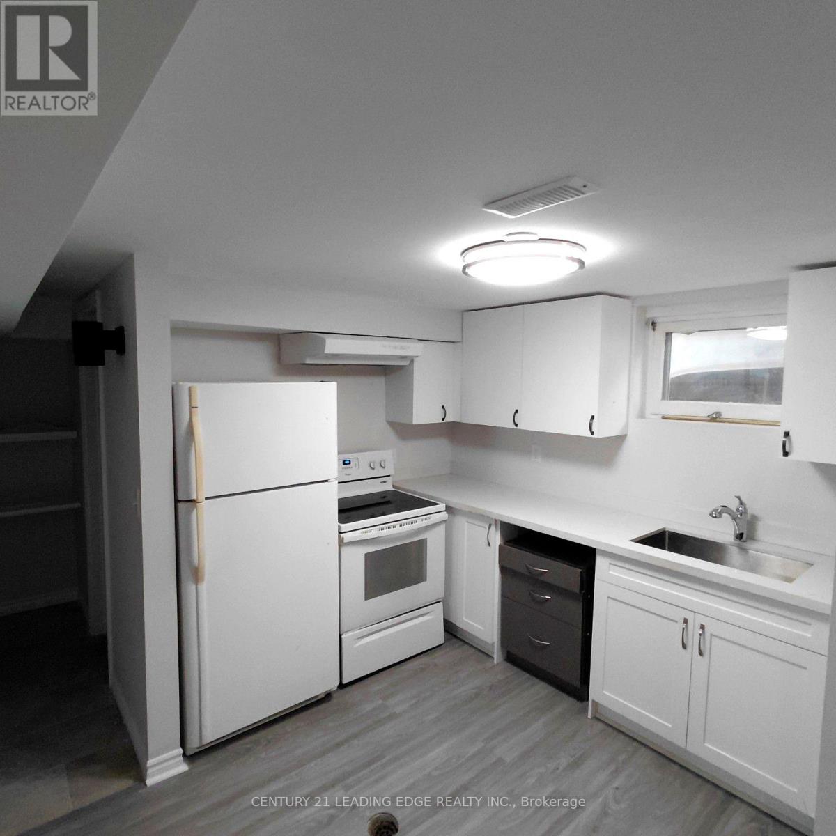 Bsmt- 151 Clements Road, Ajax, ON photo 3